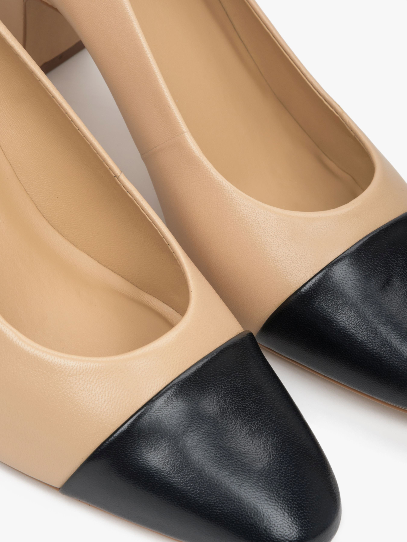 Туфли и лоферы Estro модель 629002-143 Фото