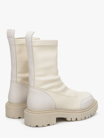 Ботинки и сапоги Estro модель 09-2392221-1201 Фото