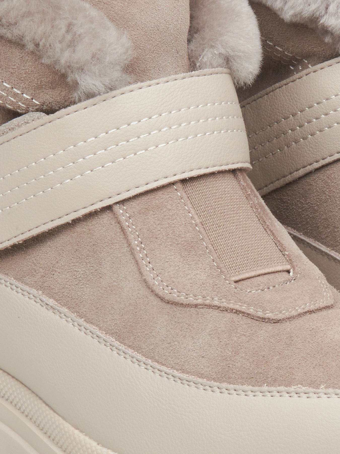 Ботинки и сапоги Estro модель 22-131-0102-523 Фото