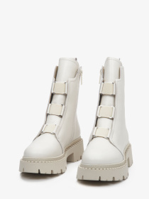 Черевики та чоботи Estro модель 09-2851036-1201 Фото