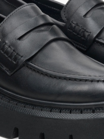 Туфли и лоферы Estro модель 186-01-101 Фото