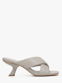 Шльопанці Estro модель 681001-105 Фото