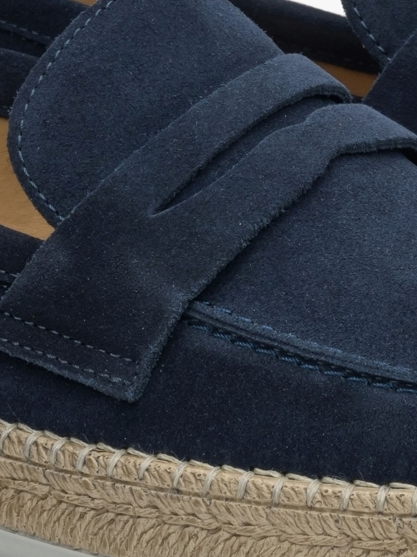 Туфли и лоферы Estro модель 09-4560157-306 Фото