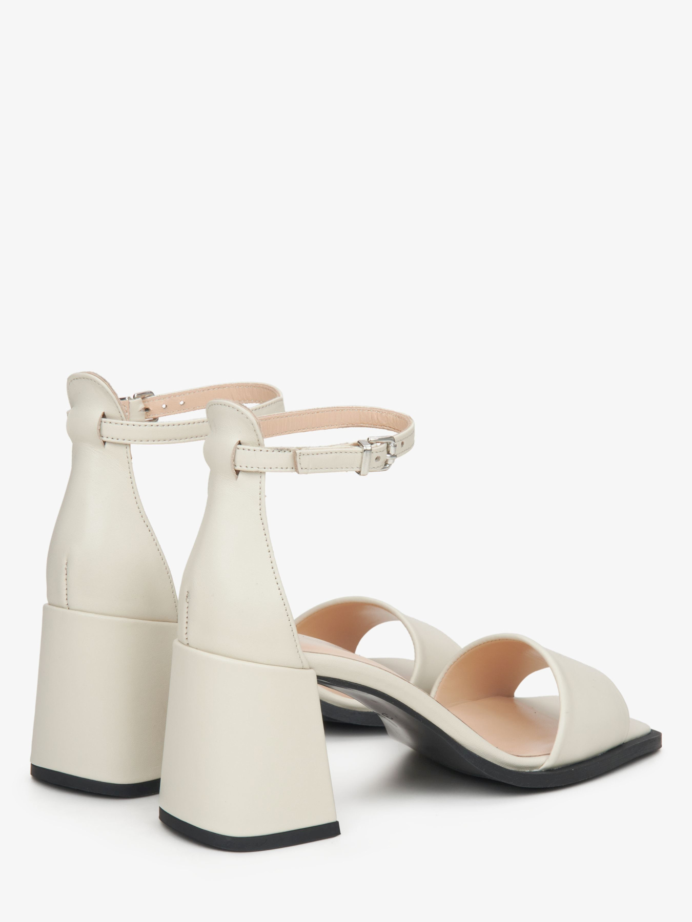 Сандалии Estro модель 48-142-3-1201 Фото