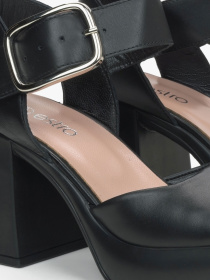 Сандалии Estro модель 54-2303-101 Фото