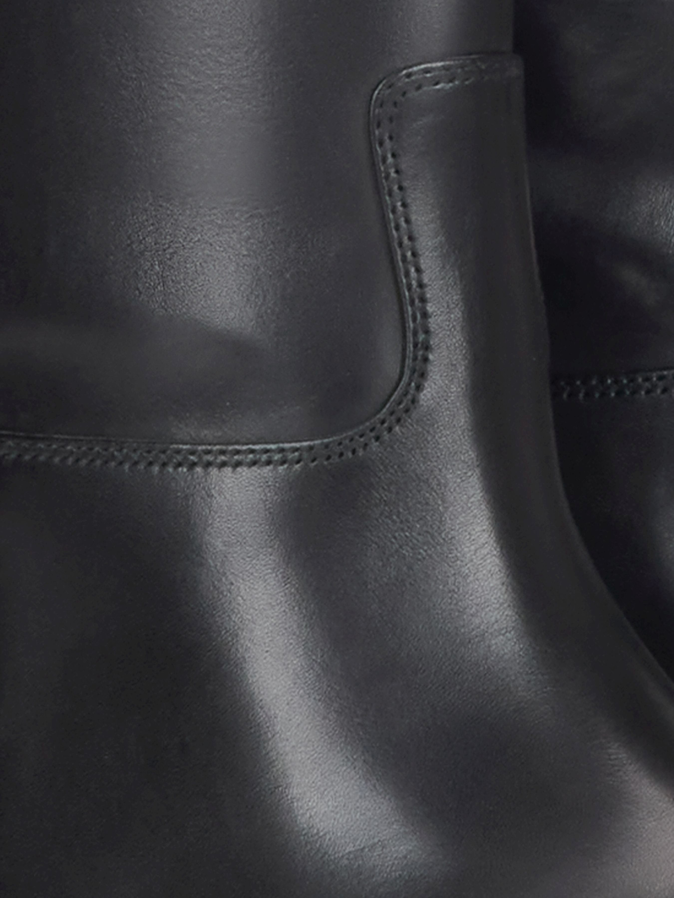 Черевики та чоботи Estro модель 004-100-1-101 Фото