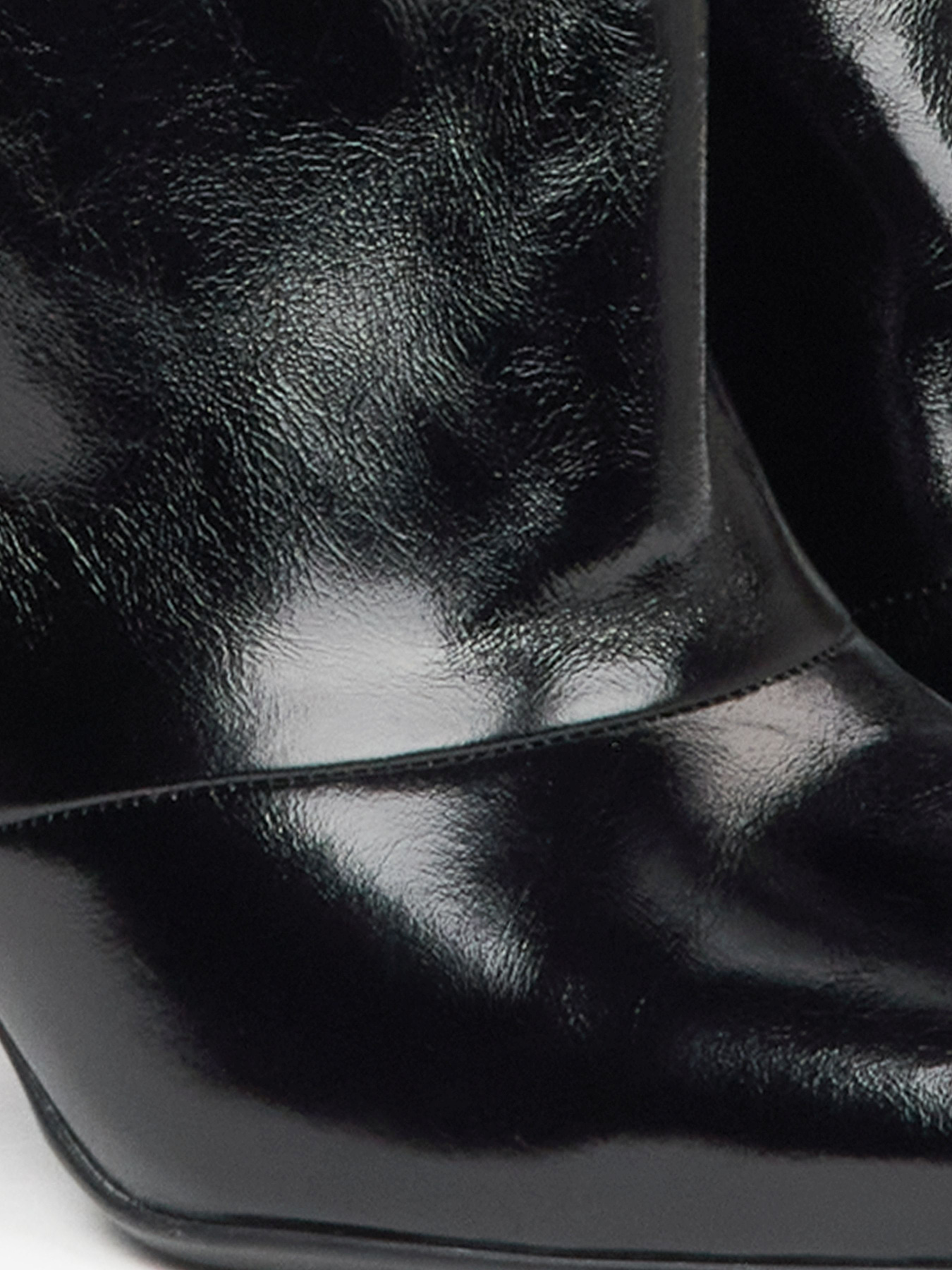 Ботинки и сапоги Estro модель 518-1-1-101 Фото