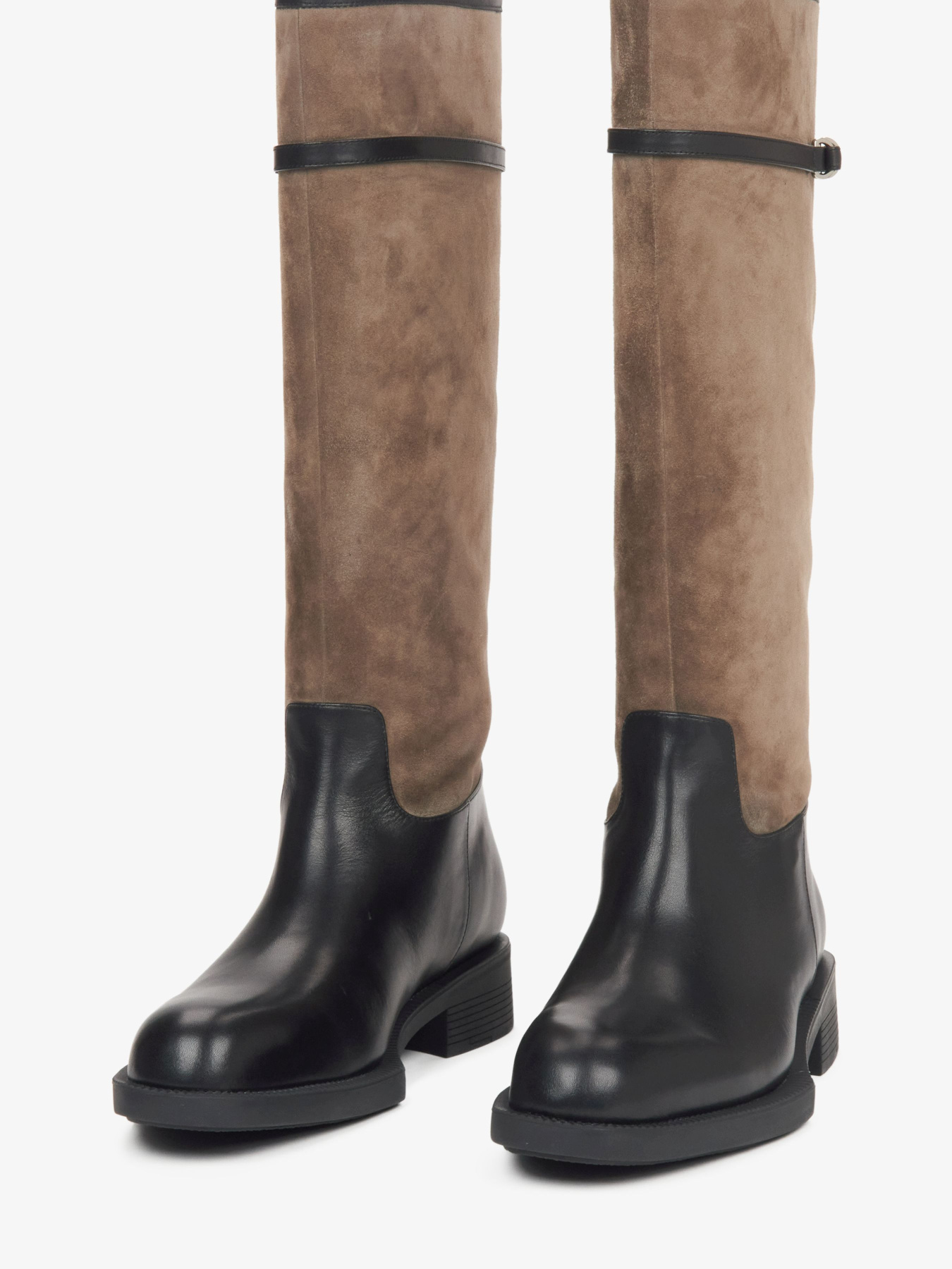 Черевики та чоботи Estro модель 931-14505-1-501 Фото