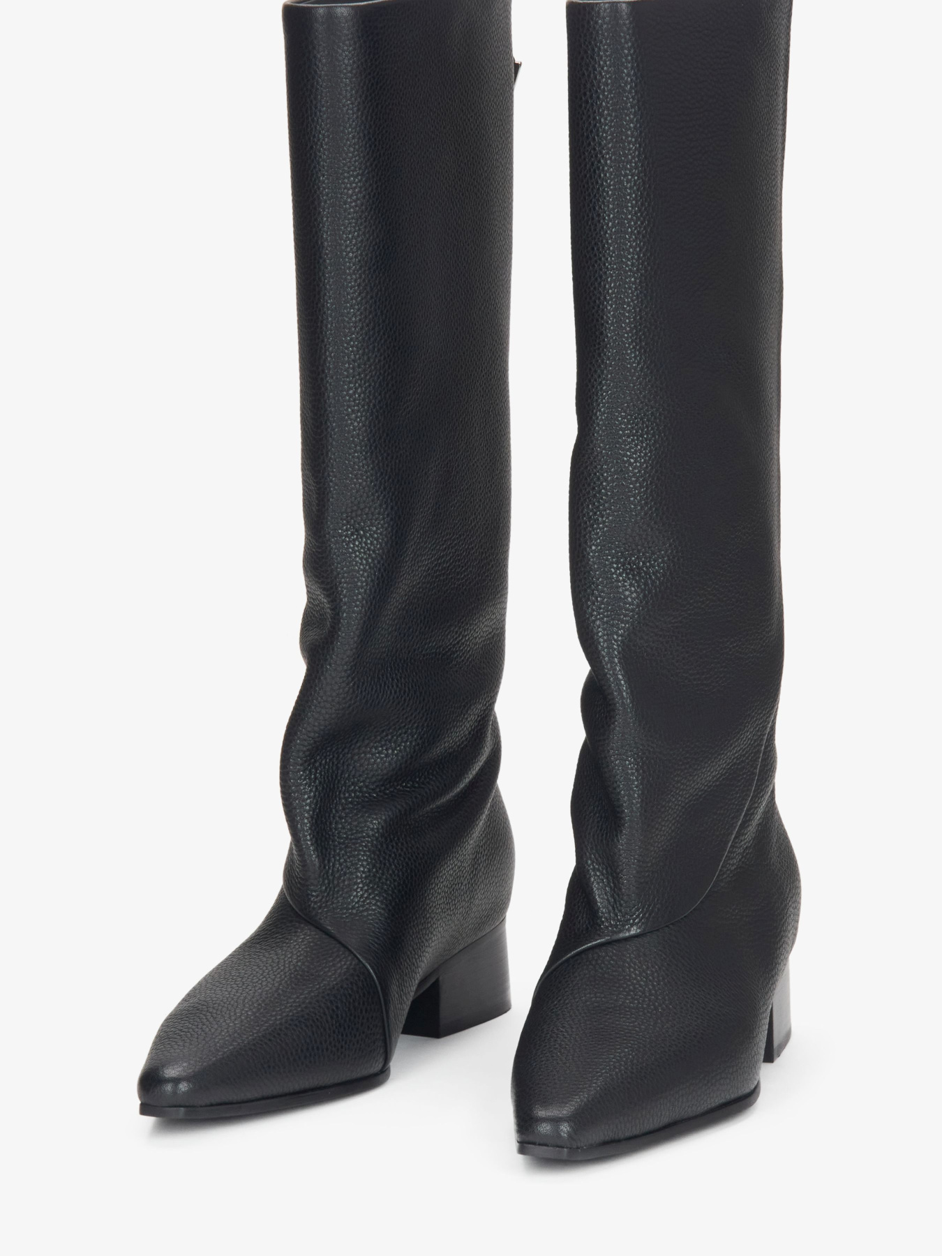 Ботинки и сапоги Estro модель 2315-1-2-101 Фото