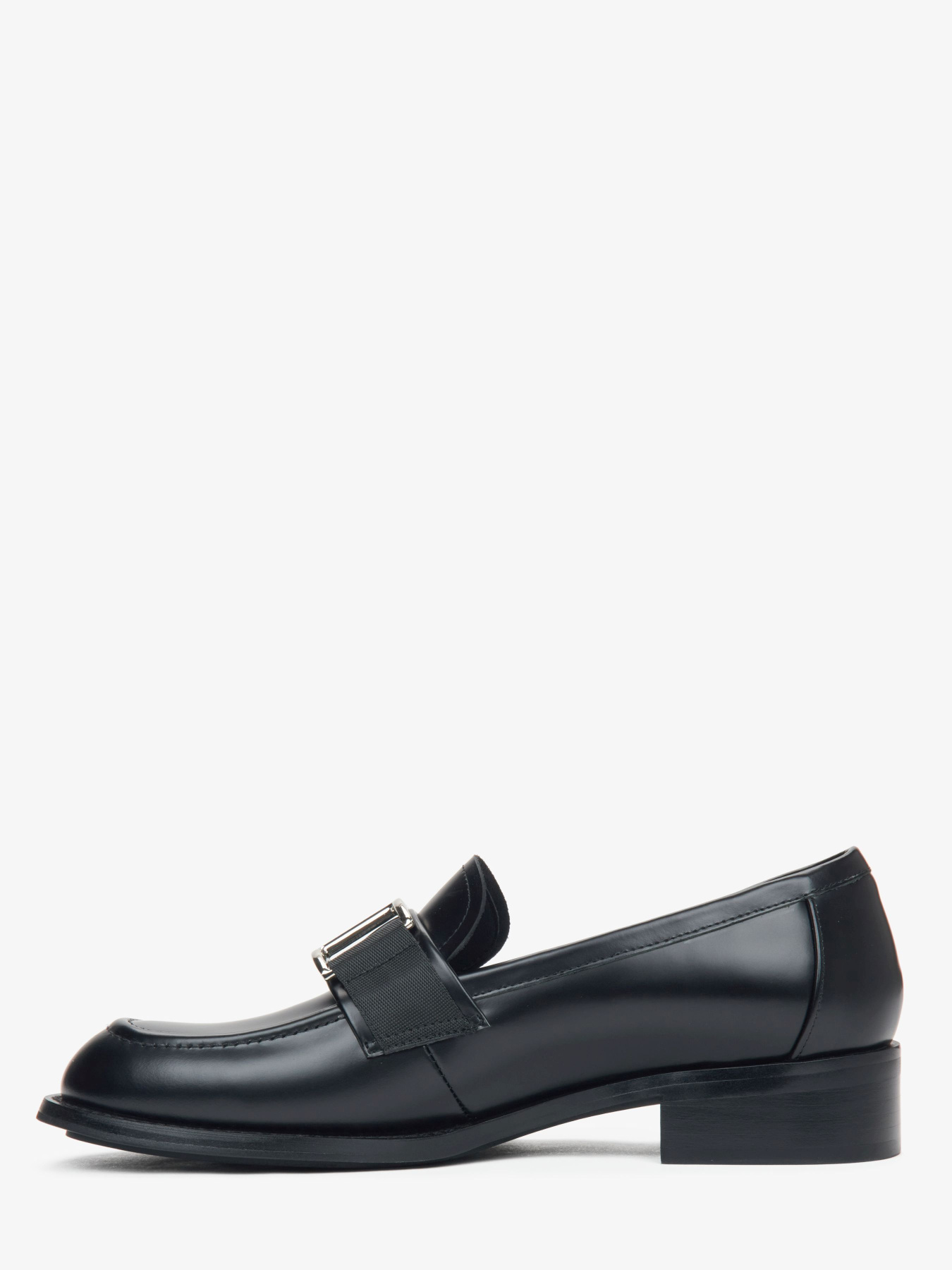 Туфли и лоферы Estro модель 2150-130-1-101 Фото