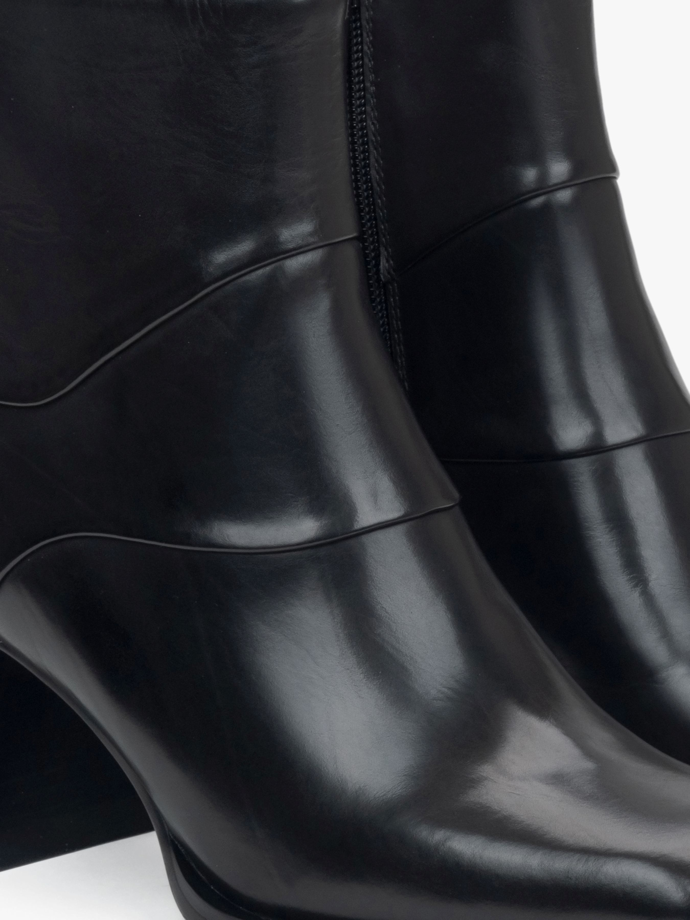 Ботинки и сапоги Estro модель 2132-5-1-101 Фото