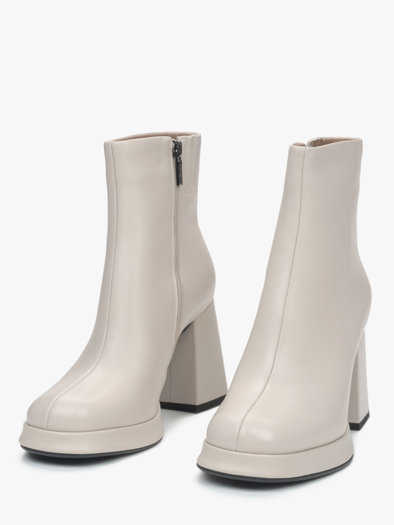 Ботинки и сапоги Estro модель 952-1-2236-1201 Ботинки и сапоги Estro модель 952-1-2236-1201 Фото