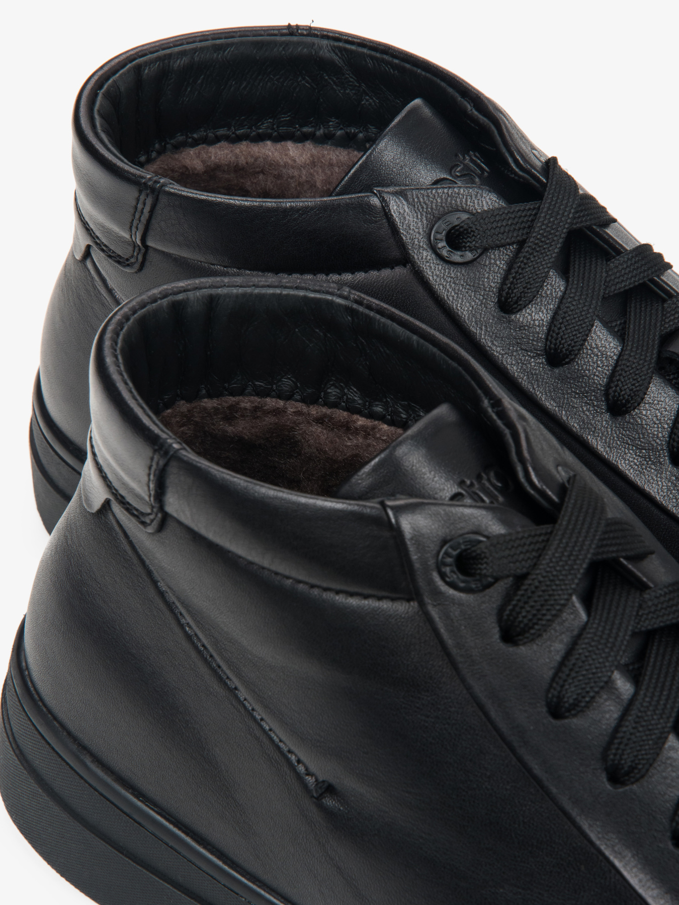 Черевики та чоботи Estro модель 12301-5-101 Фото