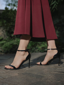 Босоніжки ESTRO 9617-28-1-401, колір чорний модель 9617-28-1-401 Фото