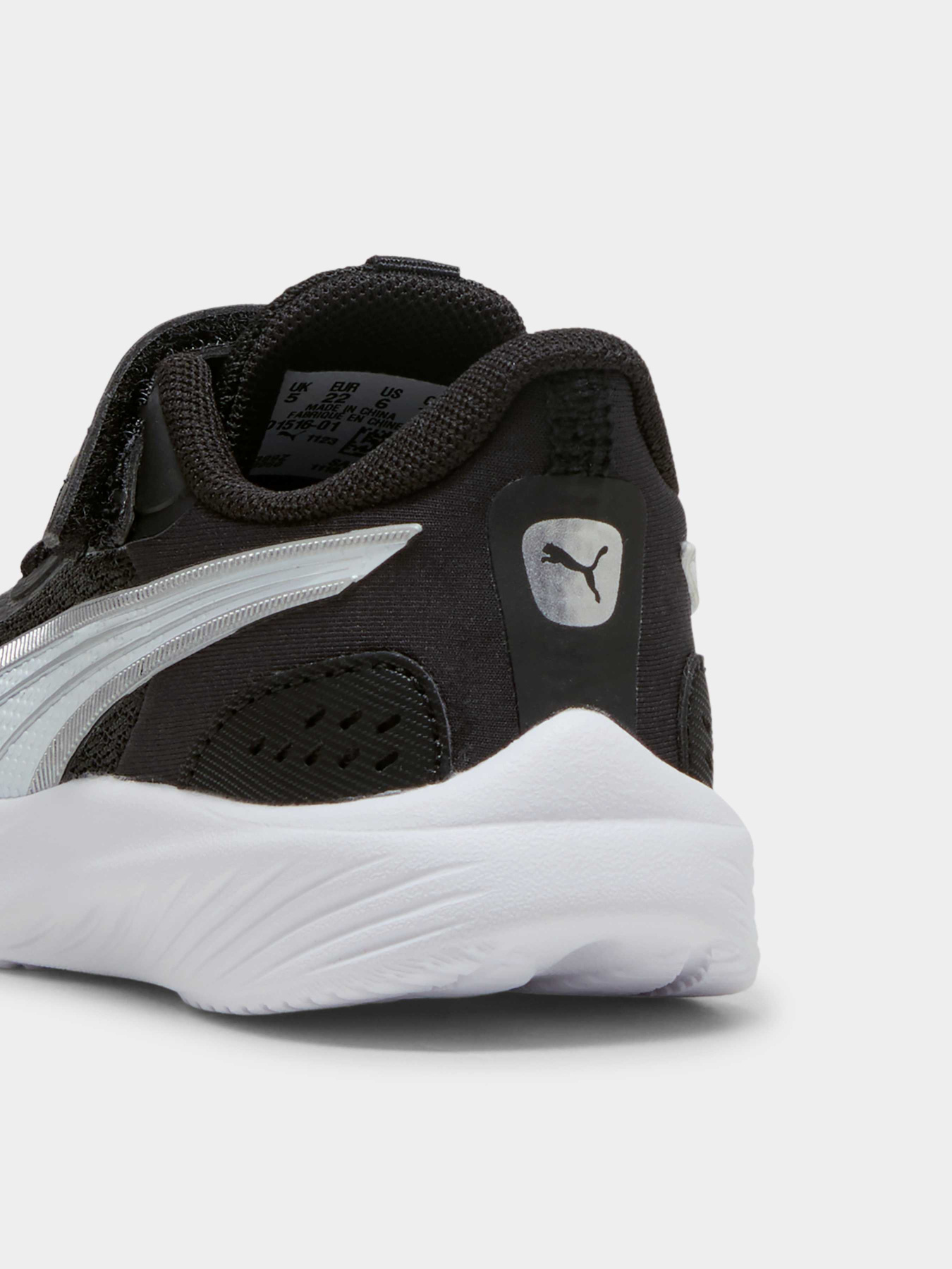 Кросівки повсякденні PUMA Pounce Ac+ Inf модель 401516 Фото