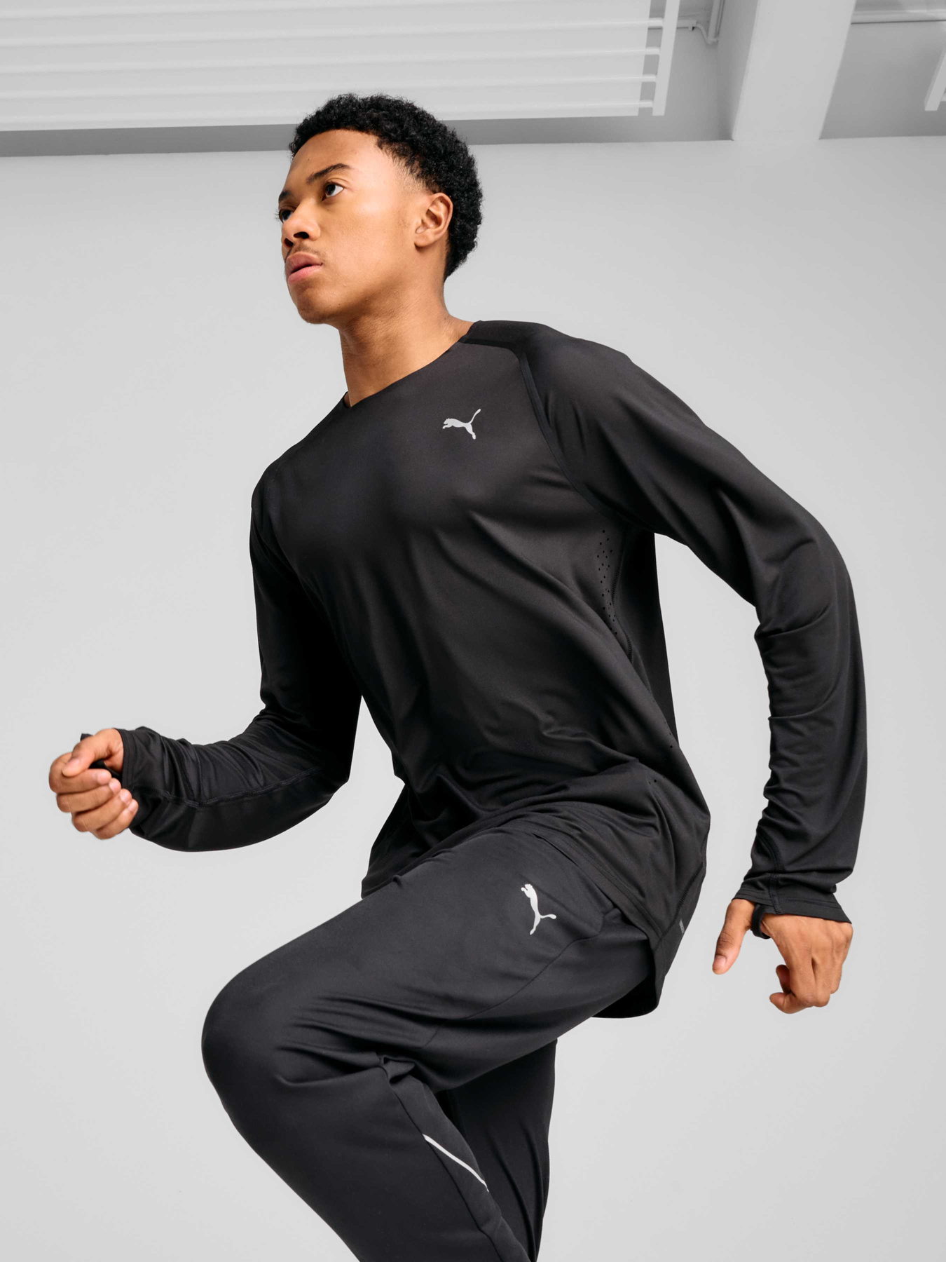 Лонгслів PUMA Everyday Cloudpun Ls ?m модель 526628 Фото