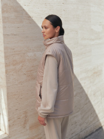 Утепленный жилет Seventeen модель 2313.6437 Фото