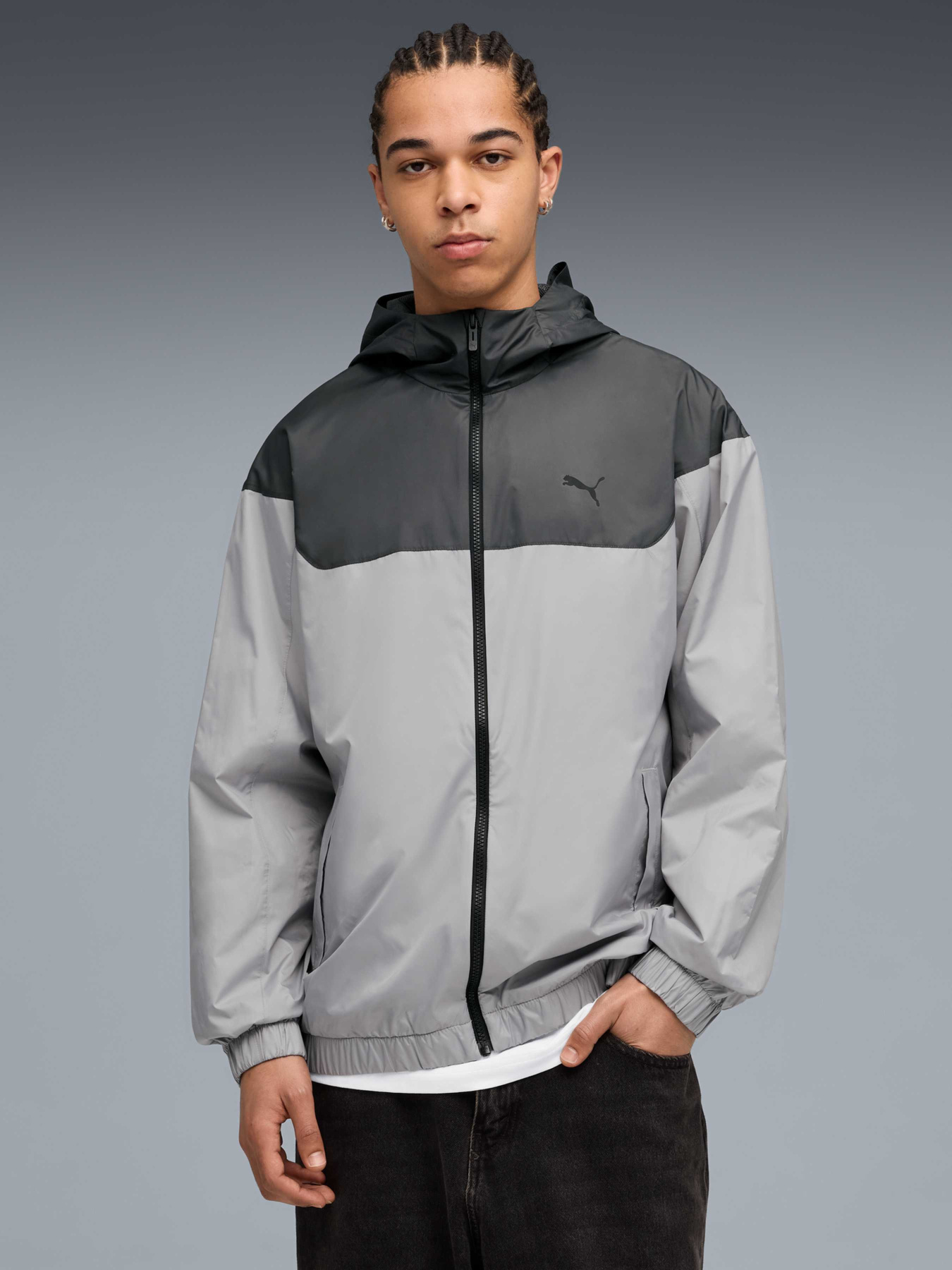 Вітровка PUMA Ess Relaxed Windbreaker модель 684626 Вітровка PUMA Ess Relaxed Windbreaker модель 684626 Фото