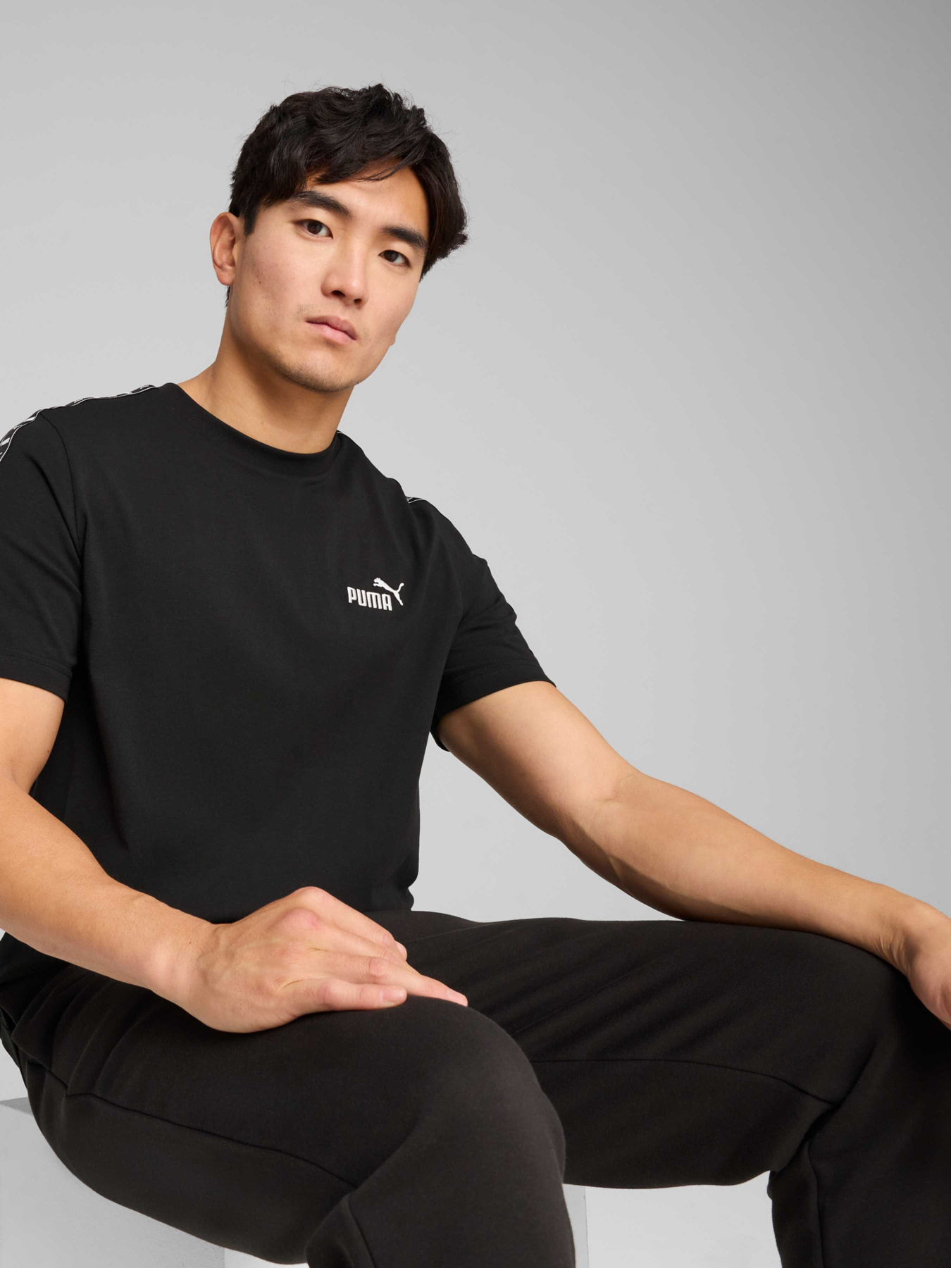 Футболка PUMA Ess Tape Tee модель 684674 Фото