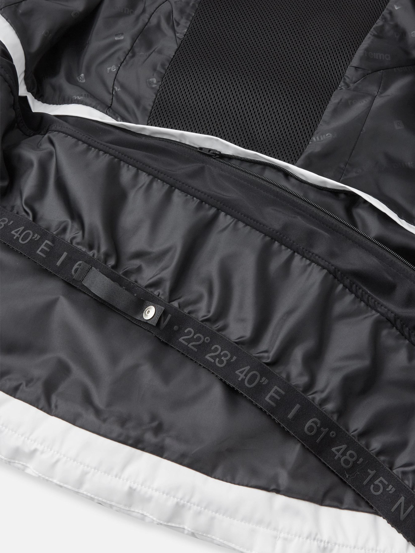 Зимняя куртка REIMA Nivanmaa модель 5100061A-0100 Фото