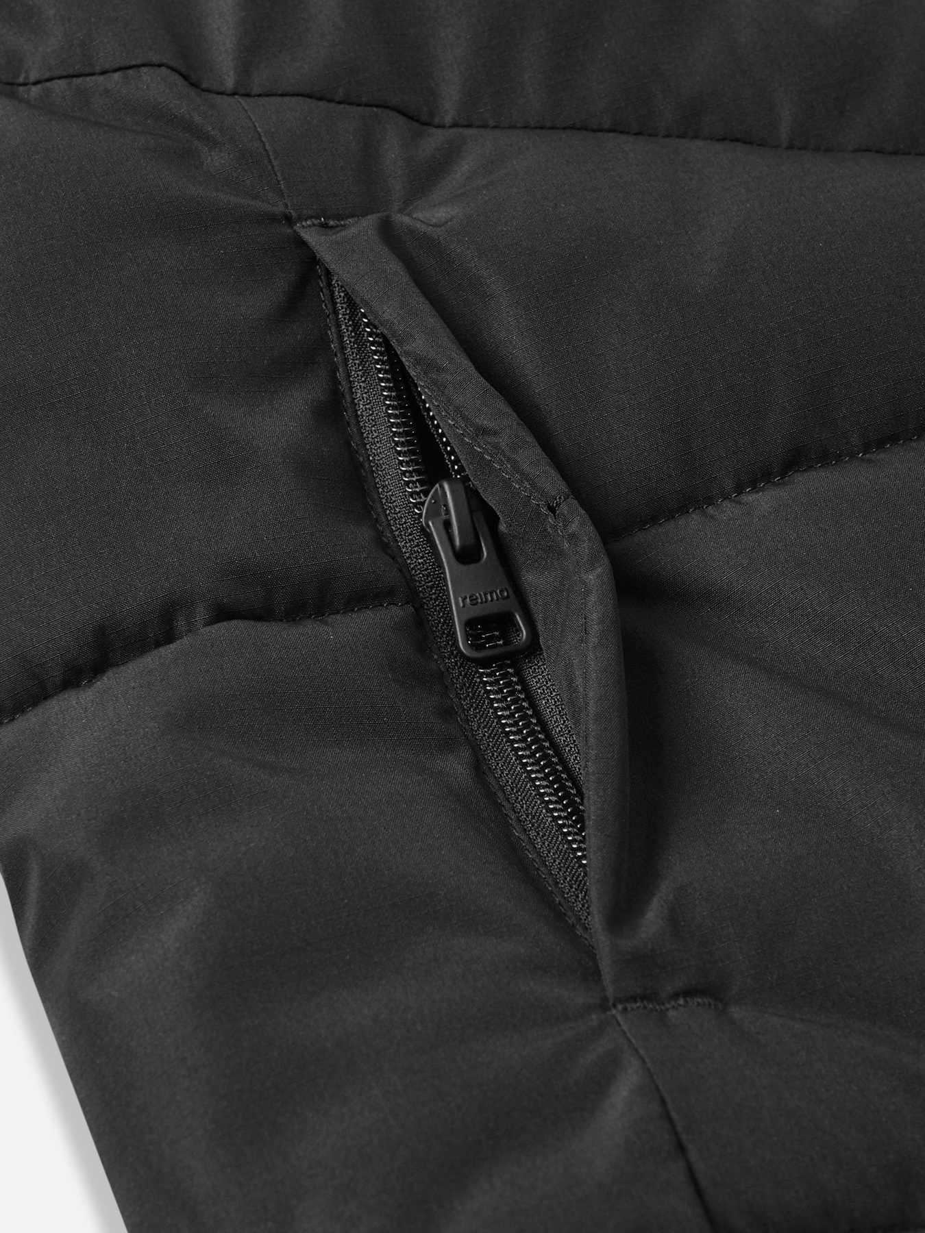 Зимняя куртка REIMA Vaanila модель 5100102B-9990 Фото