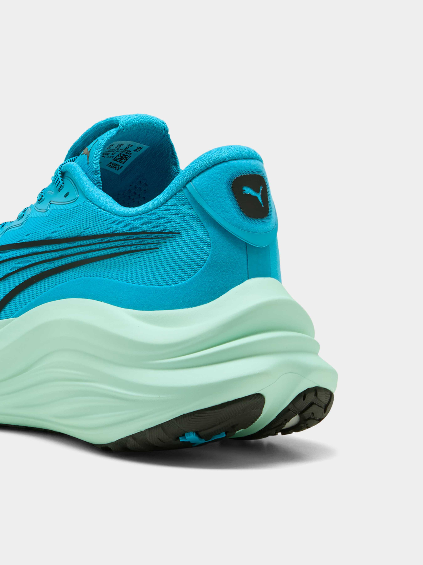 Кросівки для бігу PUMA Magmax Nitro™ модель 310088 Фото