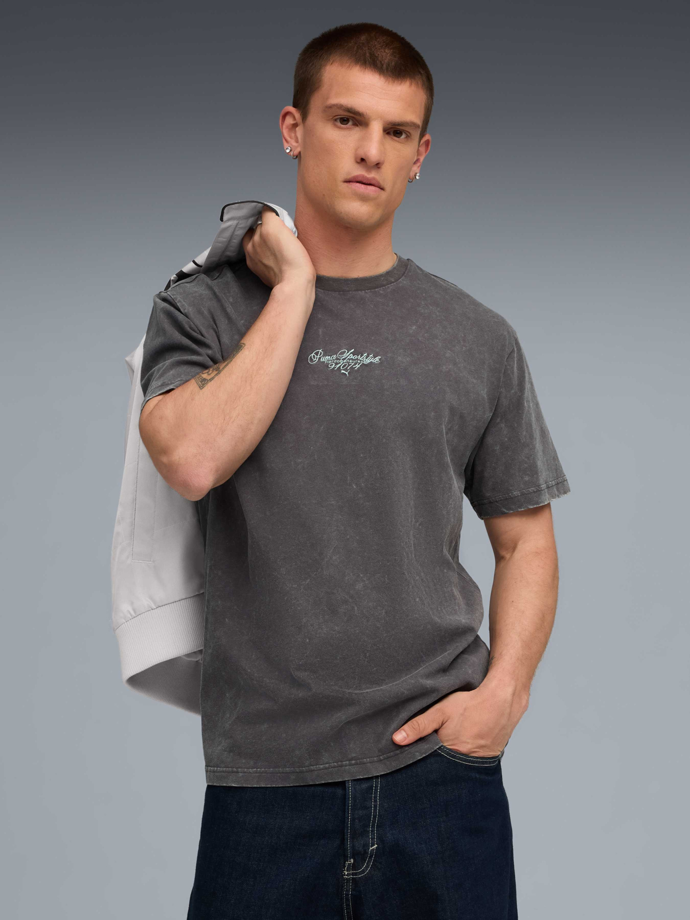 Футболка PUMA Graphic Relaxed Washed Tee модель 632119 Футболка PUMA Graphic Relaxed Washed Tee модель 632119 Фото