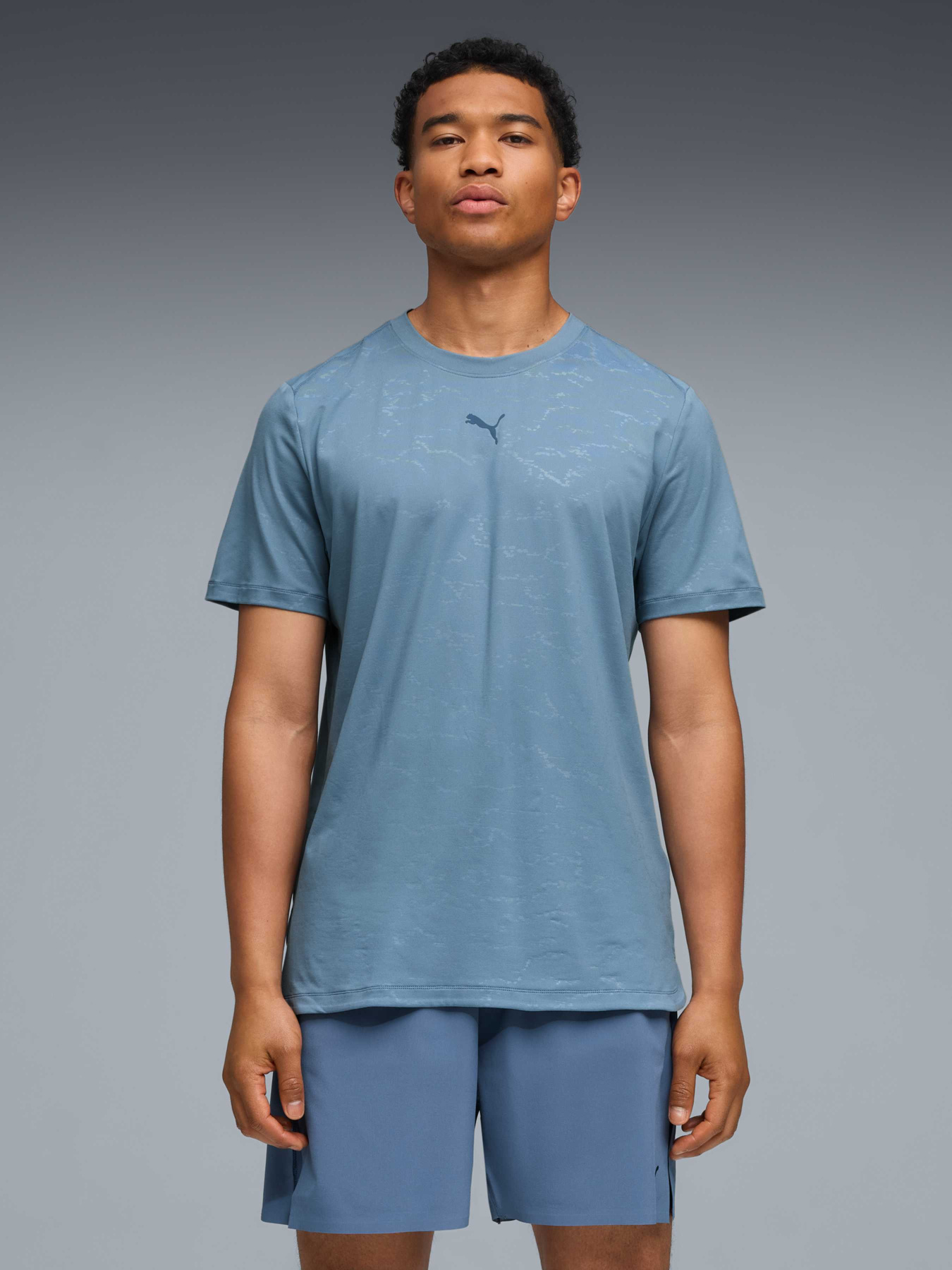 Футболка спортивная PUMA M Cloudspun Emboss Tee модель 527646 Фото