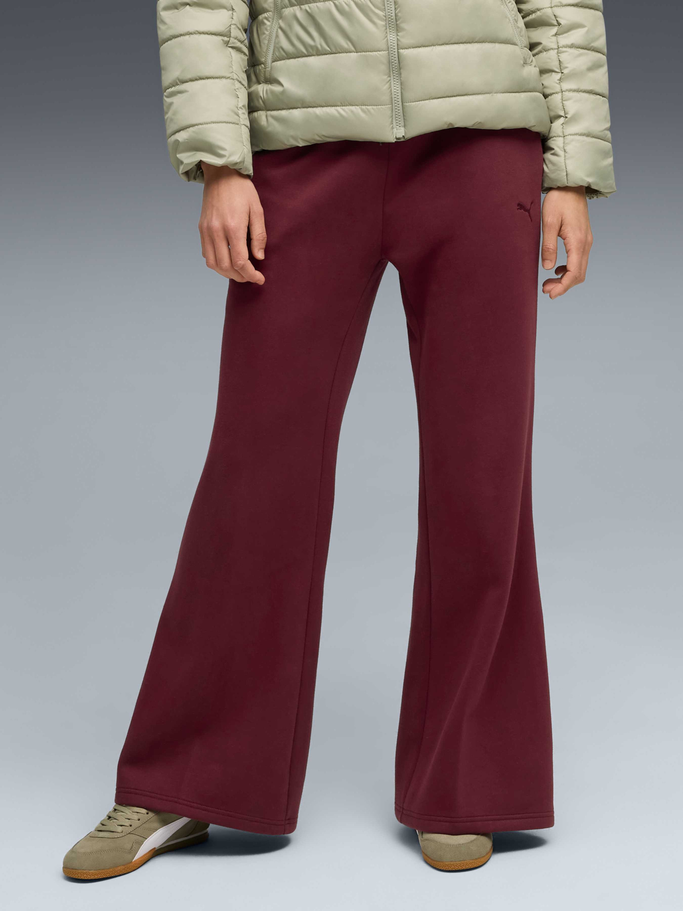 Спортивні штани PUMA Her Straight Pants Fl модель 633010 Фото