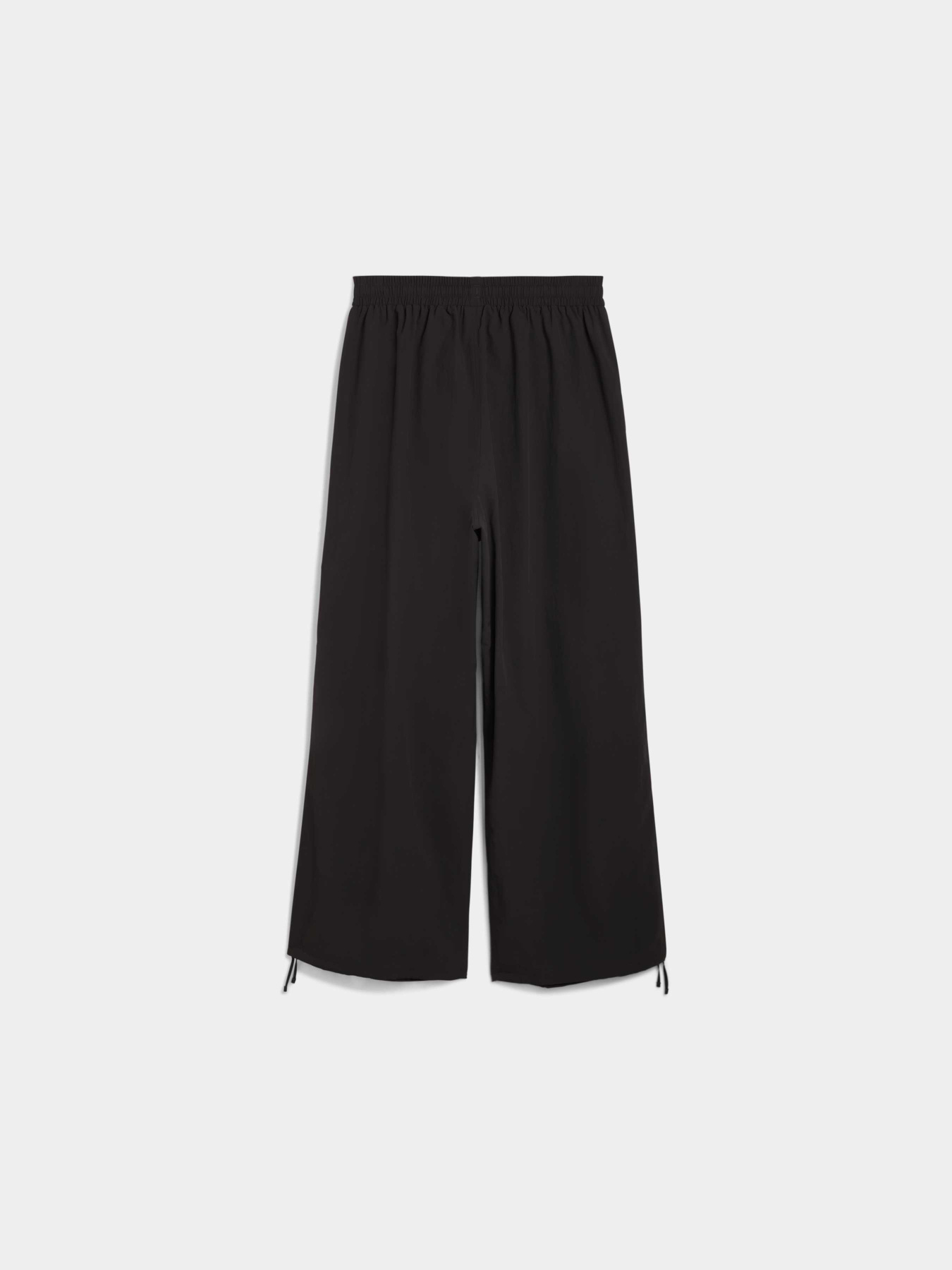 Повсякденні штани PUMA Wardrobe Ess Parachute Pants модель 632068 Фото