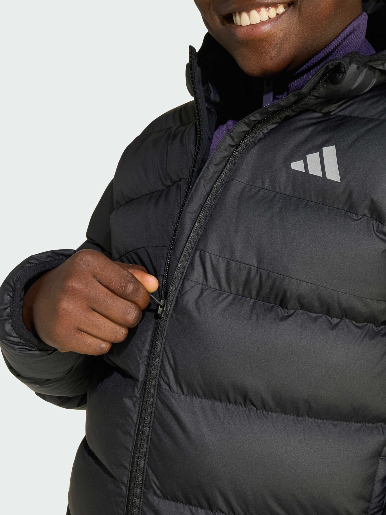 Демисезонная куртка Adidas модель JL7430 Фото