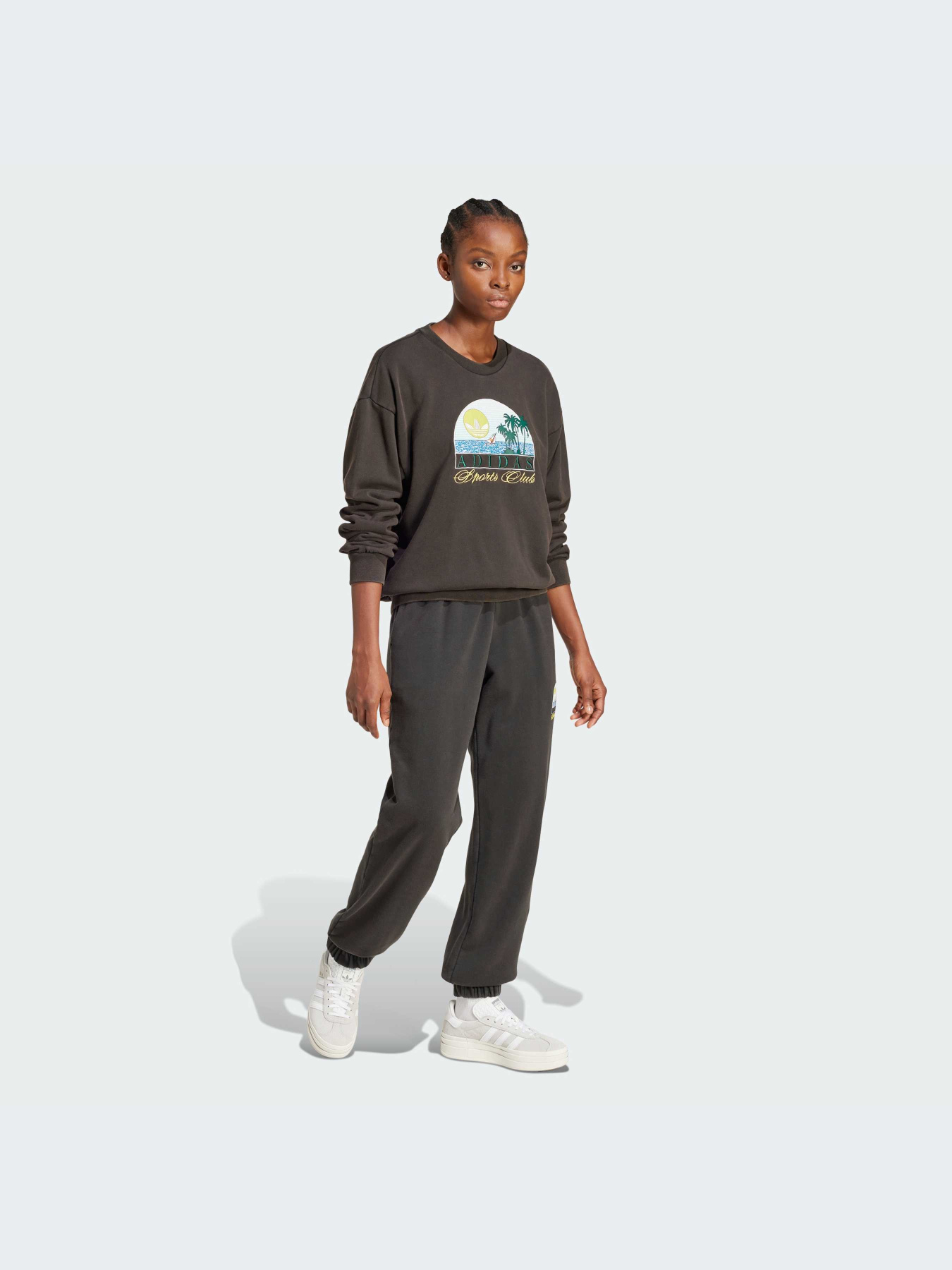 Худи и свитшоты Adidas Graphics модель JN6685-KZ Фото