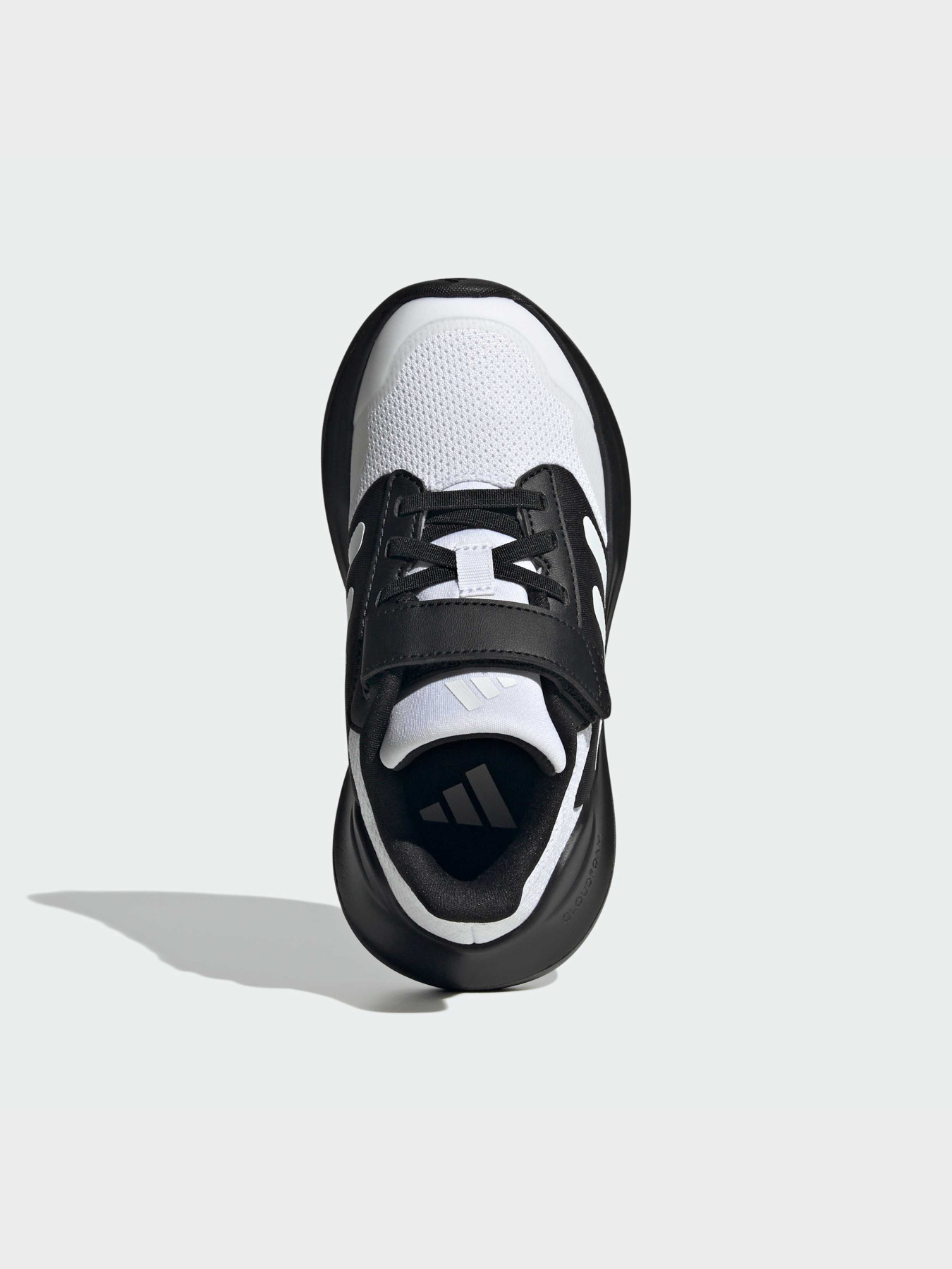 Кроссовки повседневные Adidas модель JR6070 Кроссовки повседневные Adidas модель JR6070 Фото