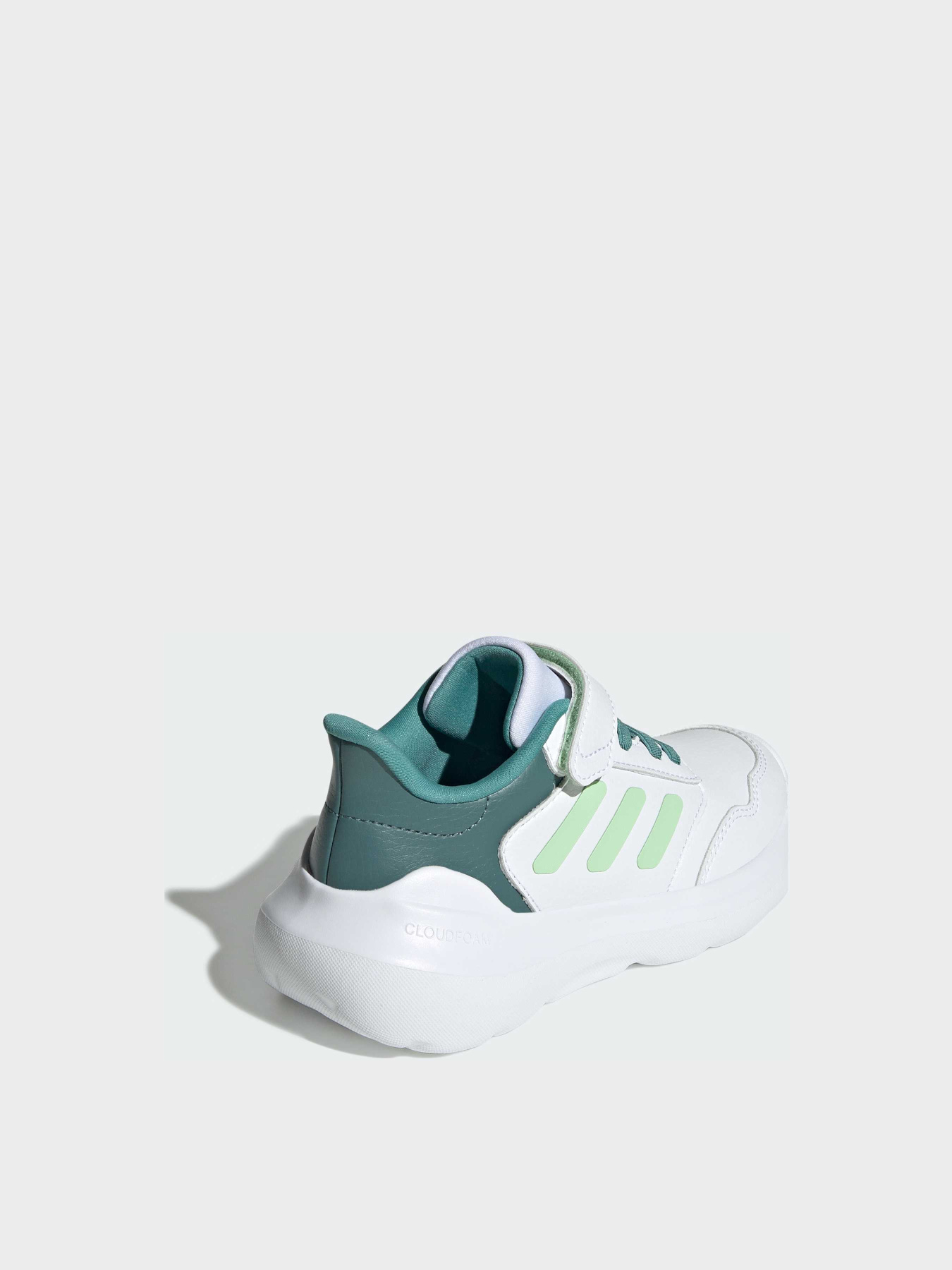 Кросівки повсякденні Adidas модель JR6081 Фото