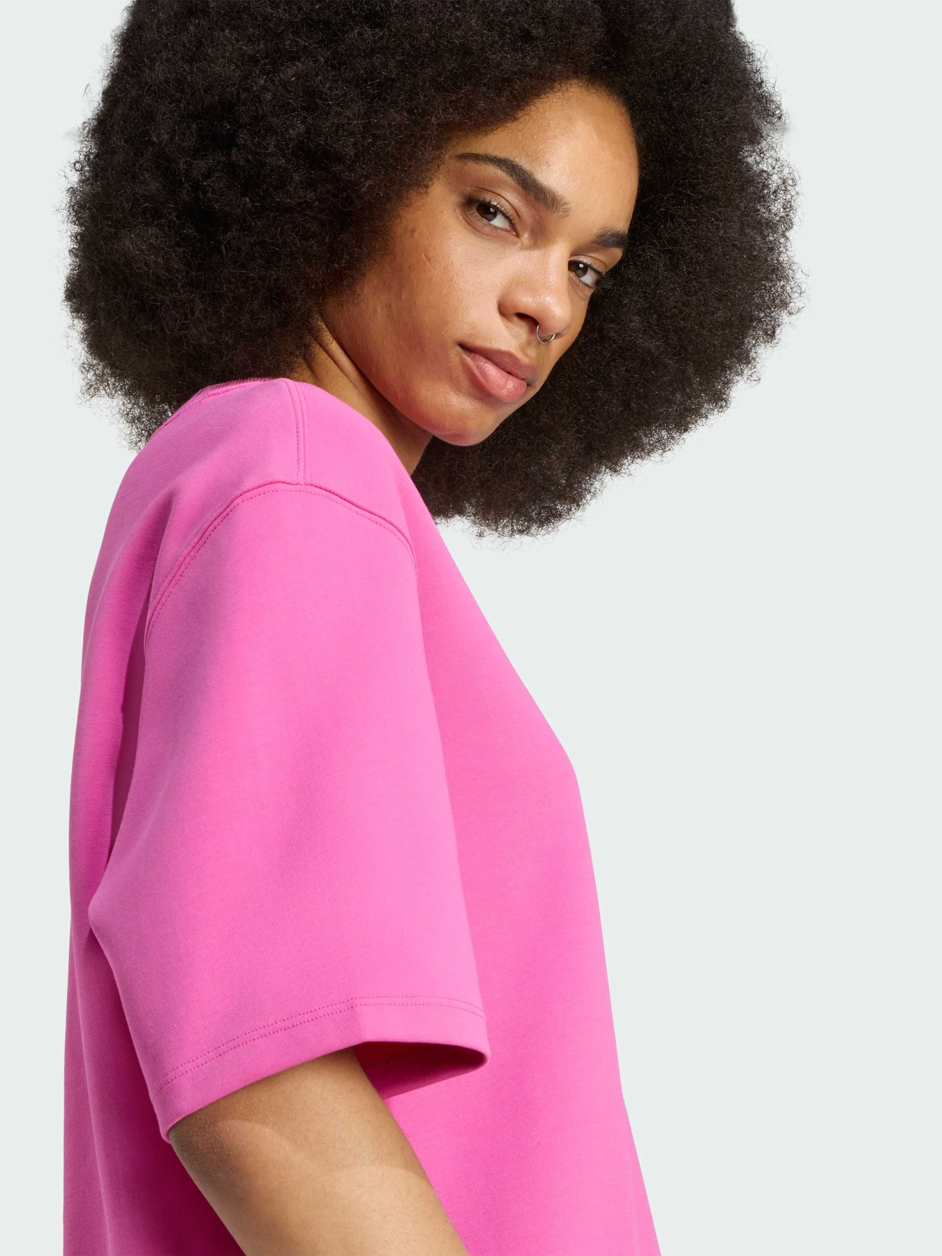 Футболка Adidas Adicolor модель JV7224 Футболка Adidas Adicolor модель JV7224 Фото