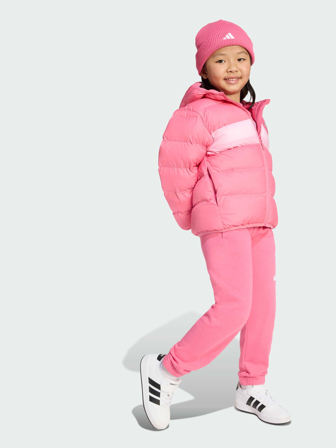 Зимова куртка Adidas модель JW2454 Фото