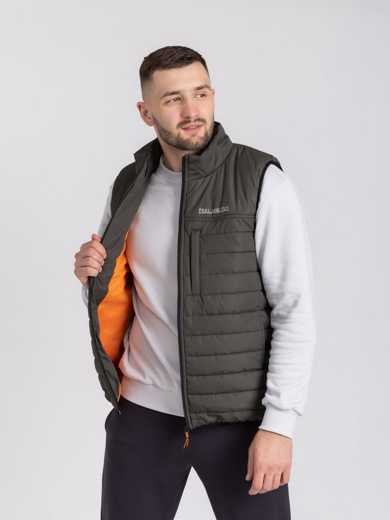 Утепленный жилет Feel and Fly модель 05011010 Фото