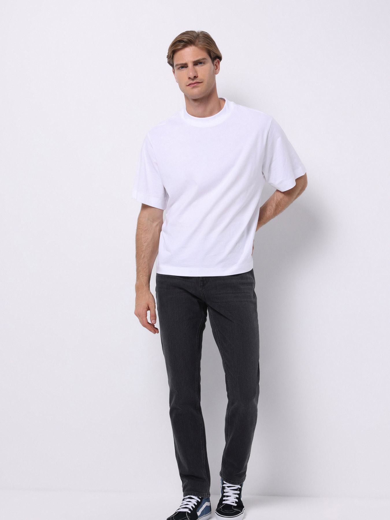 Прямі джинси Colin’s модель CL1076877_Q1.V1_DN44531 Фото