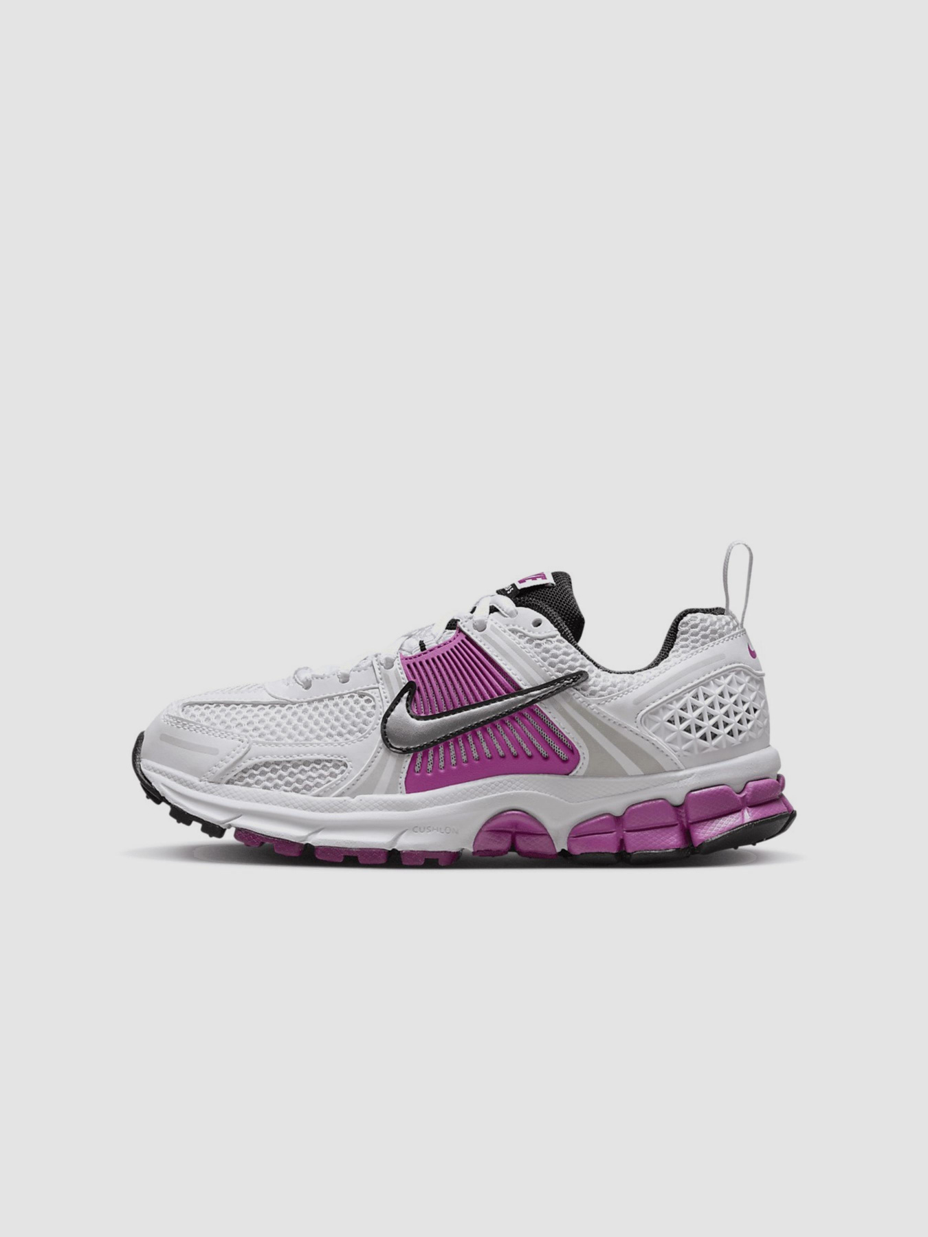 Кросівки повсякденні NIKE Zoom Vomero 5 Gs модель HF6998-102 Кросівки повсякденні NIKE Zoom Vomero 5 Gs модель HF6998-102 Фото