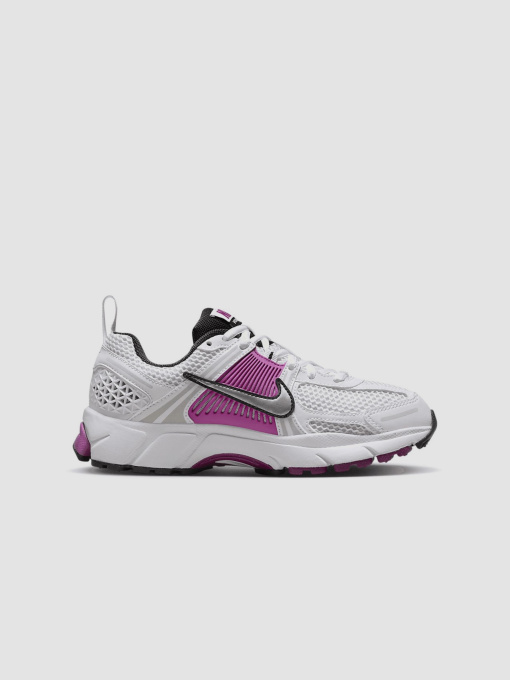 Кросівки повсякденні NIKE Zoom Vomero 5 Gs модель HF6998-102 Фото
