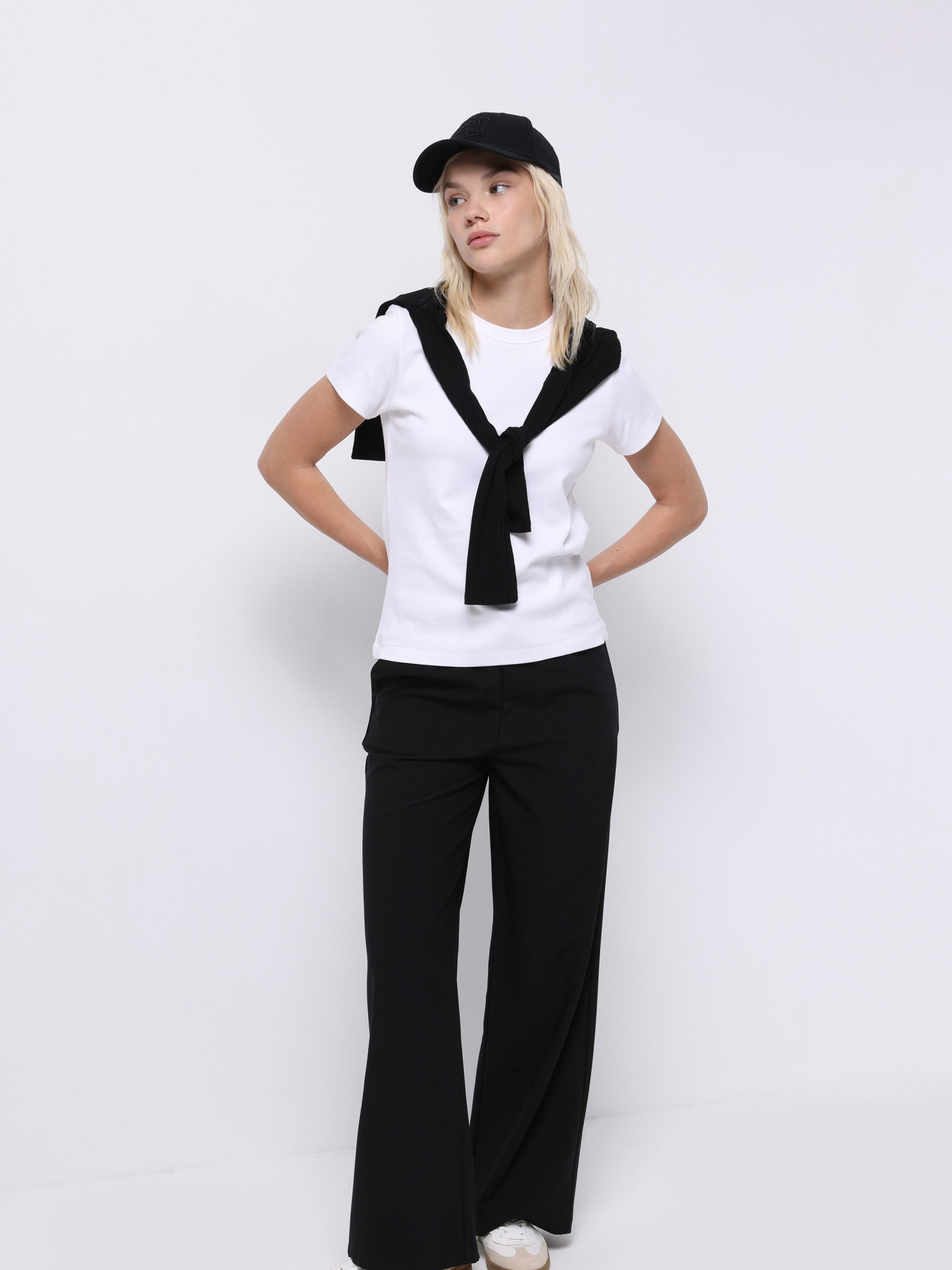 Брюки повседневные Colin’s модель CL1075609_Q1.V1_BLK Фото