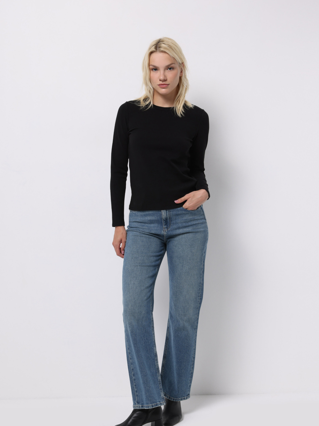 Кофты и свитера Colin’s модель CL1076452_Q1.V1_BLK Фото