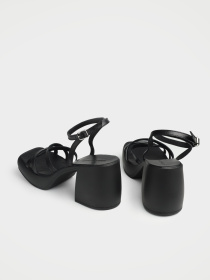 Босоножки URBAN TRACE модель UT2035-1U Фото