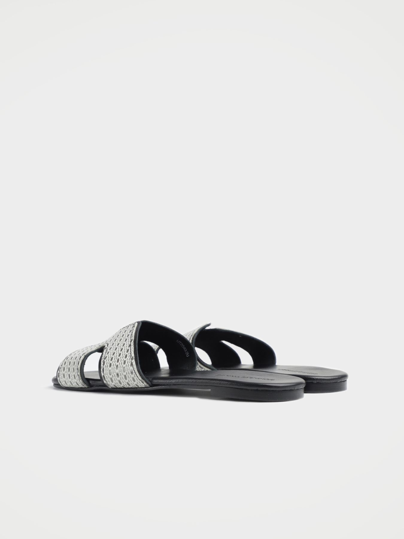 Шлепанцы URBAN TRACE модель UT2040-2U Фото