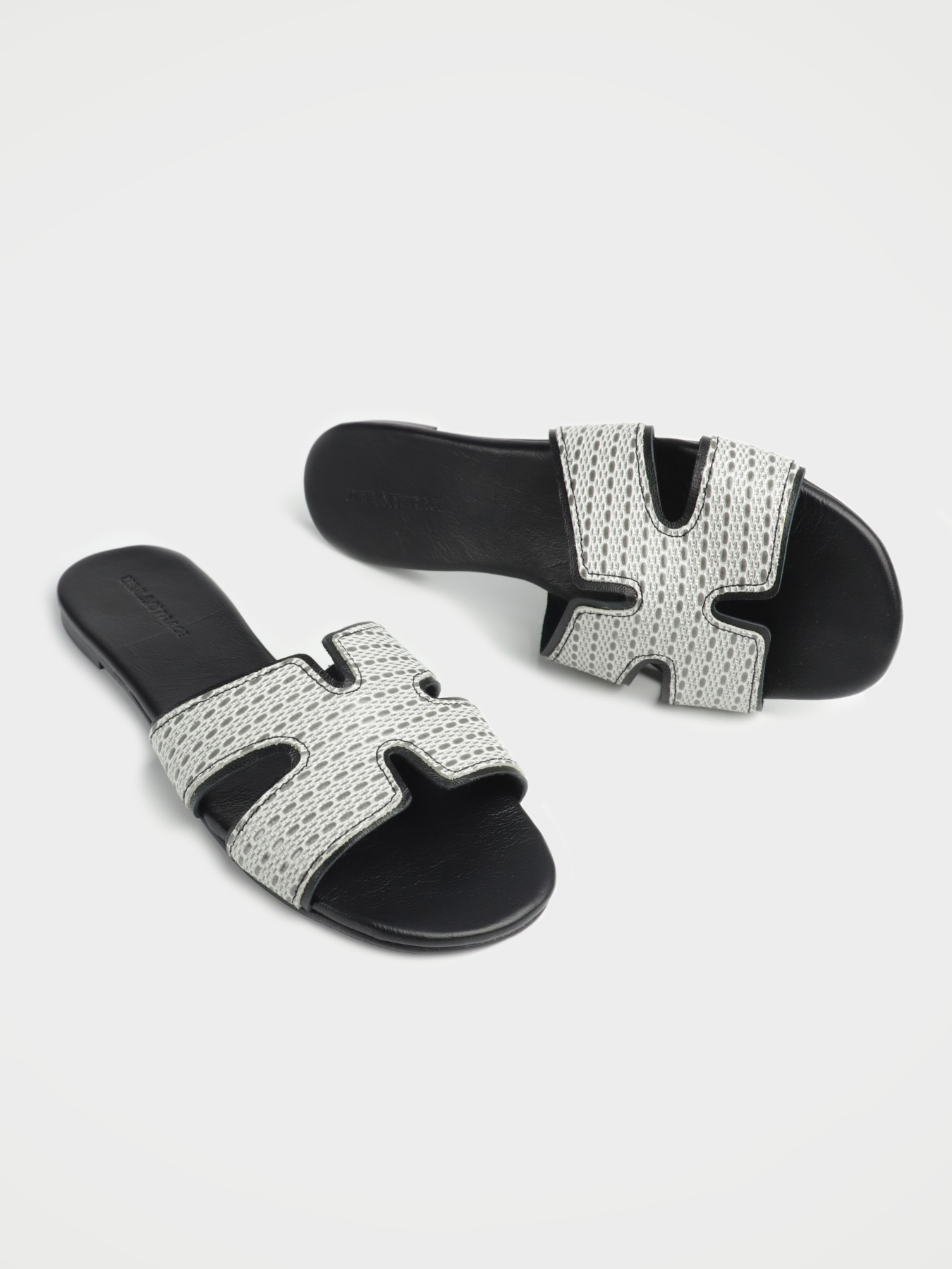 Шлепанцы URBAN TRACE модель UT2040-2U Фото