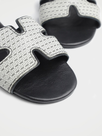 Шлепанцы URBAN TRACE модель UT2040-2U Фото