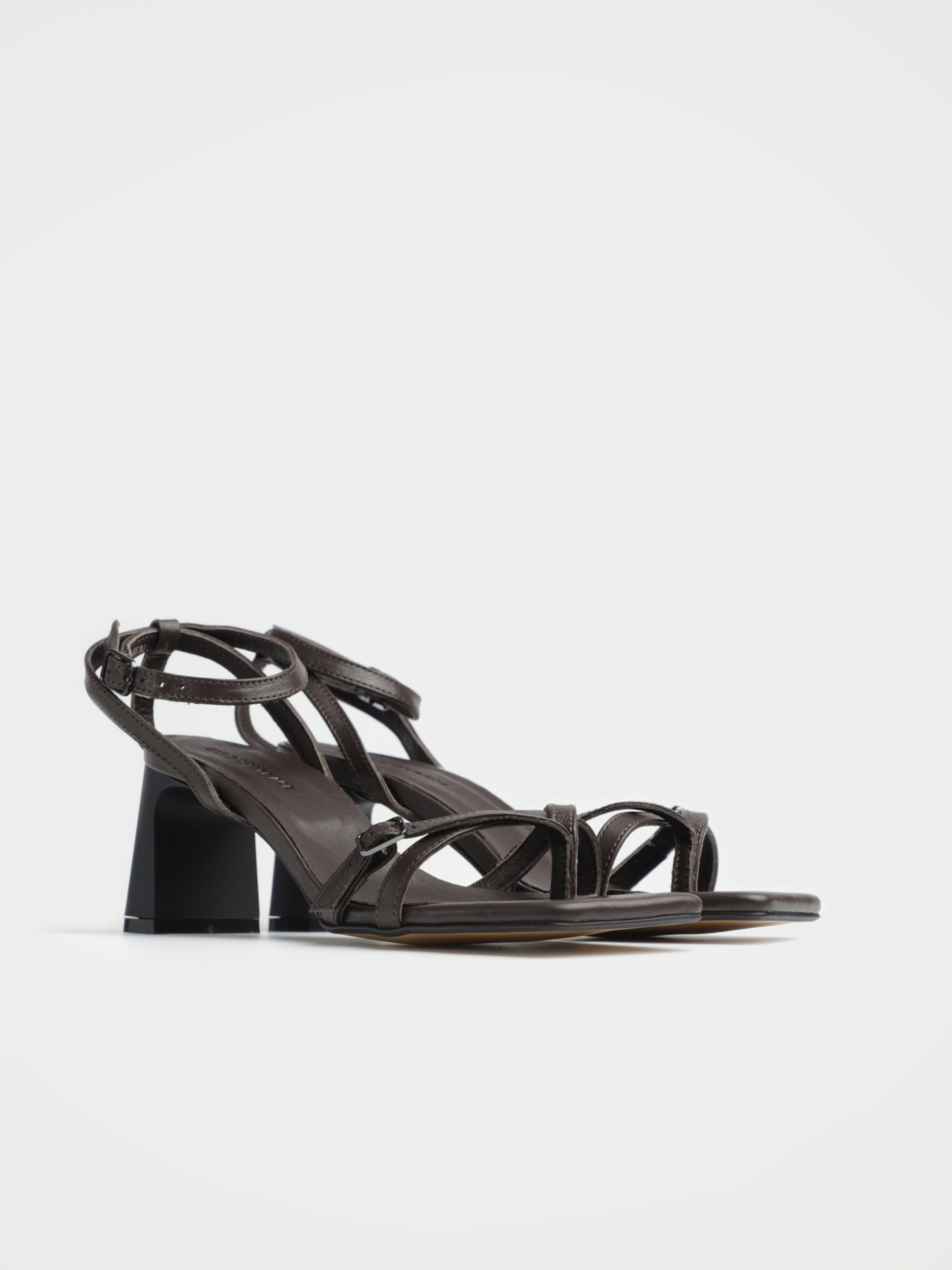 Босоножки URBAN TRACE модель UT2056-6073U Фото