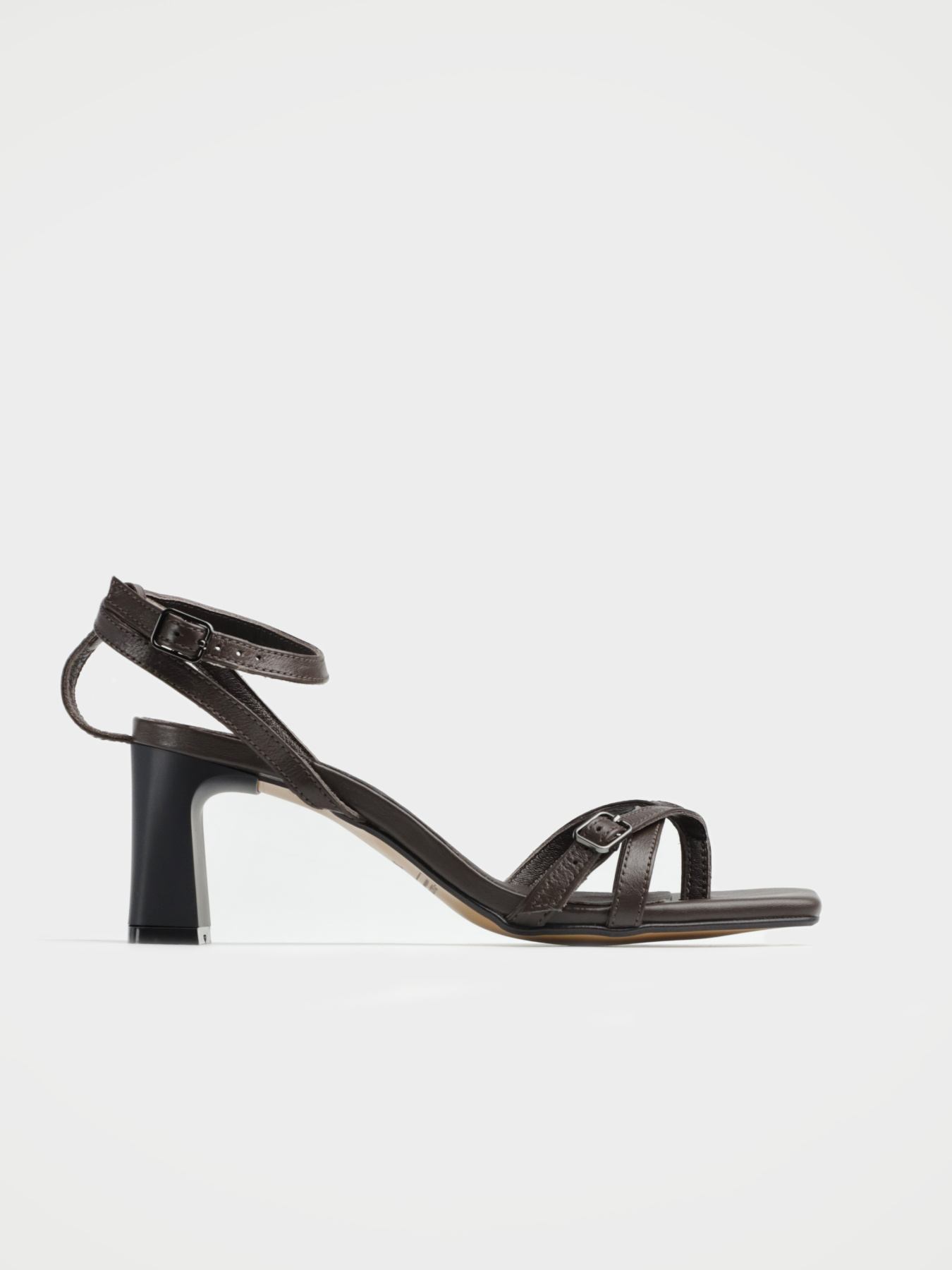 Босоножки URBAN TRACE модель UT2056-6073U Фото