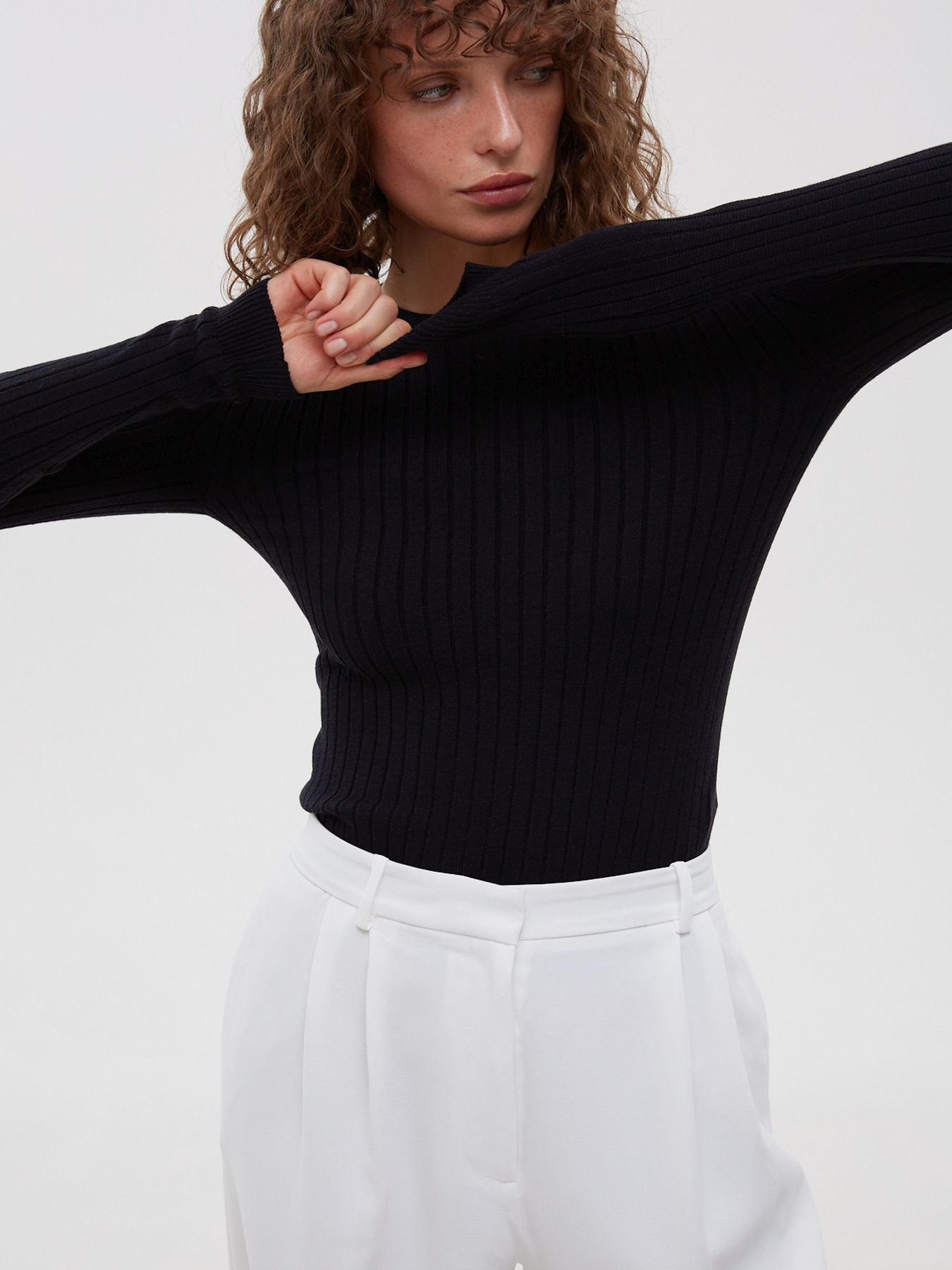 Худи и свитшоты Estro модель 944-07101 Фото