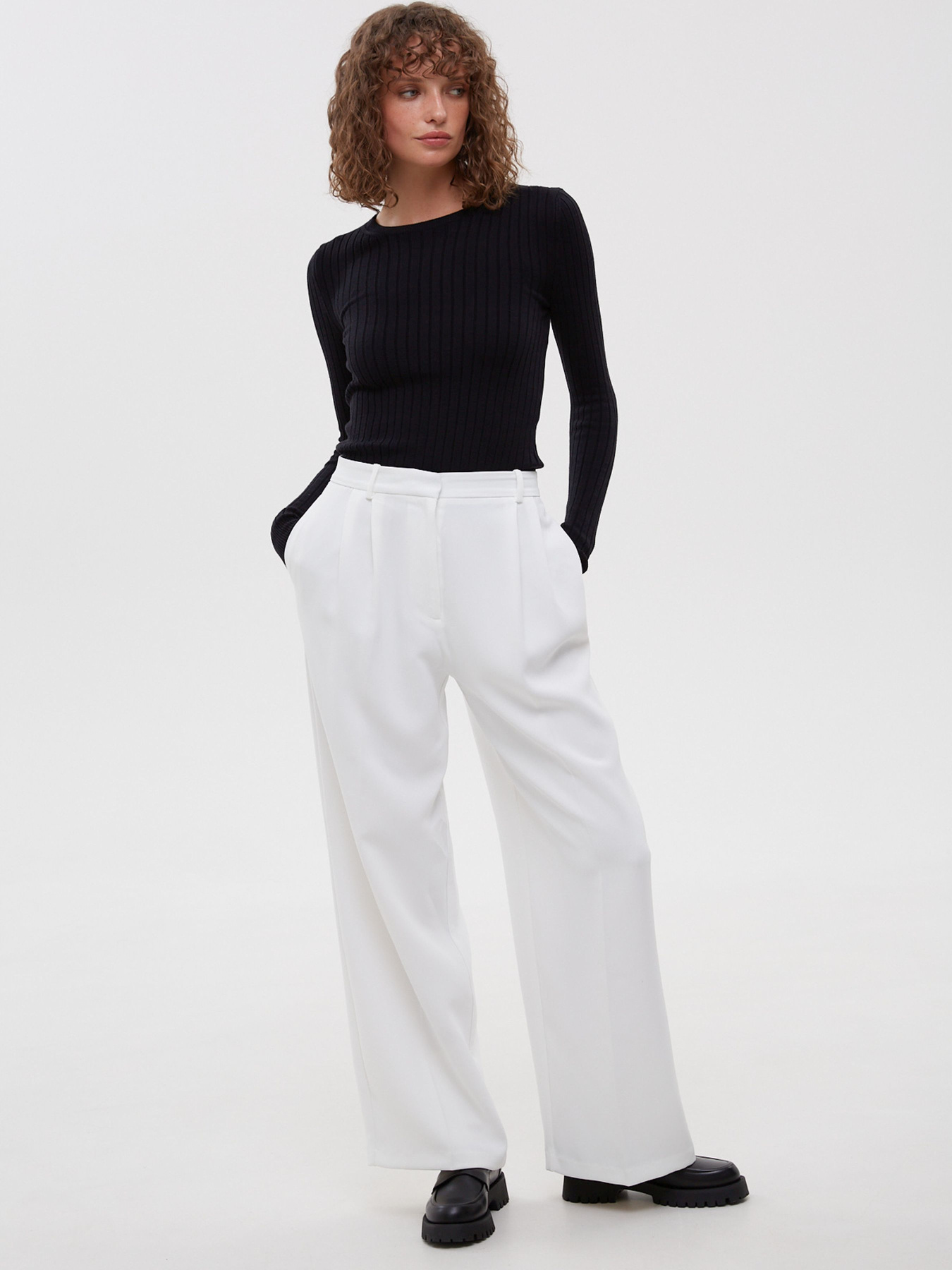 Худи и свитшоты Estro модель 944-07101 Фото